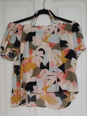 Billabong Cold Shoulder Top